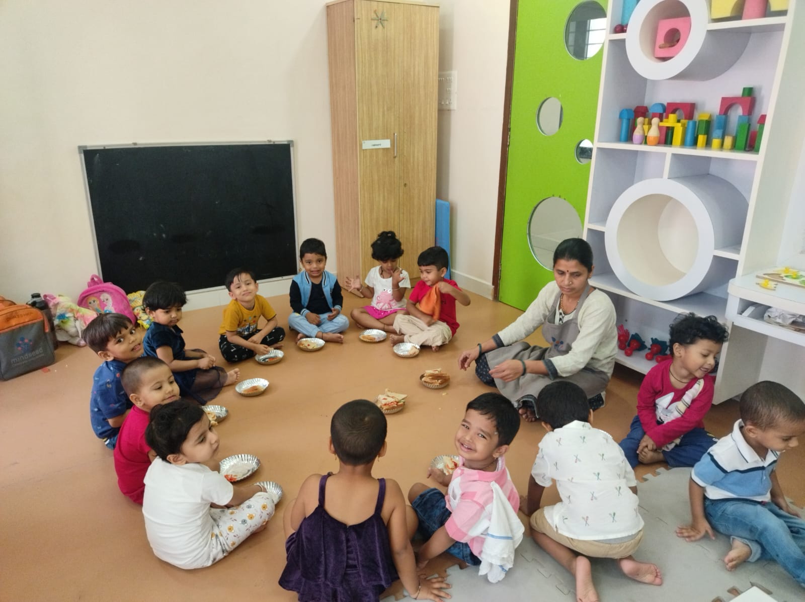 Benefits of Socialization in Daycare Centers for Child Development